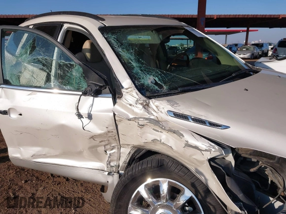 2011 Buick Enclave CXL-1 with VIN 5GAKRBED2BJ203153, listed as a IAAI auction lot 41403768 with 121,268 mi miles. Bid and sale history available at carsss.com. Image 6.