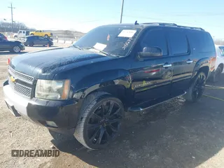 2011 Chevrolet Suburban LT with VIN 1GNSCJE06BR293634, listed as a IAAI auction lot 41742616 with 204,222 mi miles. Bid and sale history available at carsss.com. Image 17.