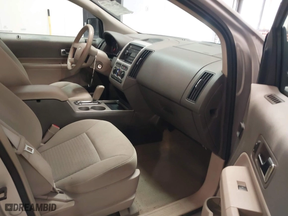 2010 Ford Edge SE with VIN 2FMDK3GC9ABA20238, listed as a IAAI auction lot 41741977 with 90,592 mi miles. Bid and sale history available at carsss.com. Image 5.