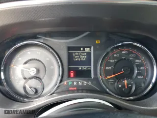 2011 Dodge Charger Rallye with VIN 2B3CL3CG7BH550357, listed as a Copart auction lot 43978945 with 141,141 mi miles and Salvage Title. Bid and sale history available at carsss.com. Image 9.