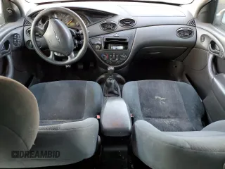 2000 Ford Focus SE with VIN 1FAFP3437YW348307, listed as a Copart auction lot 42964265 with 249,804 mi miles and Salvage Title. Bid and sale history available at carsss.com. Image 8.
