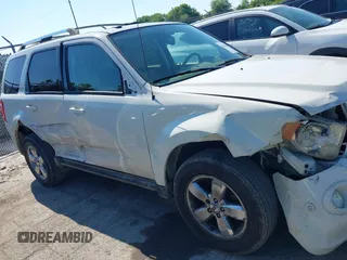2011 Ford Escape Limited с VIN 1FMCU0E77BKB44834, выставлен на аукционе IAAI как лот 42662693 с пробегом 221 778 миль миль и . История ставок и продаж доступна на DreamBid. Изображение 12.