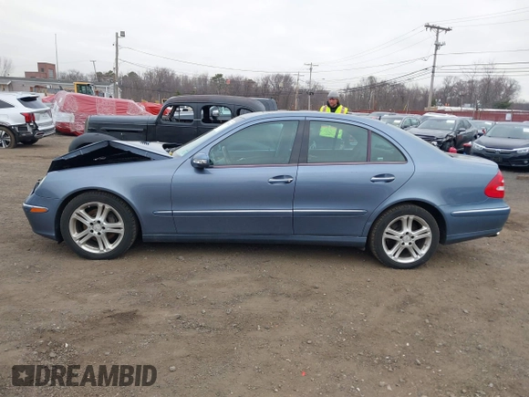2005 Mercedes-Benz E 500 z VIN WDBUF70J25A731269, wystawiony jako IAAI lot #41759930 z przebiegiem 106 132 mil mil oraz . Historia ofert i sprzedaży dostępna na DreamBid. Obrazek 14.