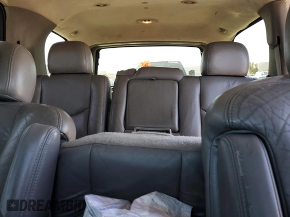 2004 Chevrolet Tahoe LS with VIN 1GNEC13T54J177949, listed as a Copart auction lot 53867255 with 225,348 mi miles and Salvage title. Bid and sale history available at DreamBid. Image 10.