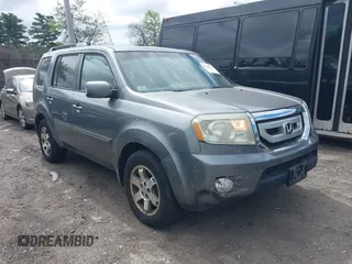 2009 Honda Pilot Touring z VIN 5FNYF48849B056055, wystawiony jako IAAI lot #42287635 z przebiegiem 155 374 mil mil oraz . Historia ofert i sprzedaży dostępna na DreamBid. Obrazek 1.