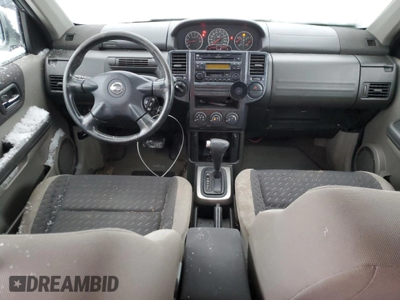 2006 Nissan X-Trail XE z VIN JN8BT08VX6W210650, wystawiony jako Copart lot #42935915 z przebiegiem 240 000 mil mil oraz Szkoda całkowita • Salvage title. Historia ofert i sprzedaży dostępna na DreamBid. Obrazek 8.