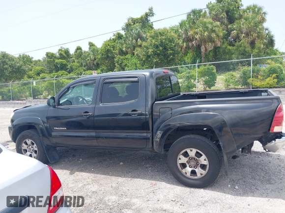2006 Toyota Tacoma PreRunner with VIN 3TMJU62NX6M026499, listed as a IAAI auction lot 42437645 with 452,309 mi miles and . Bid and sale history available at DreamBid. Image 15.