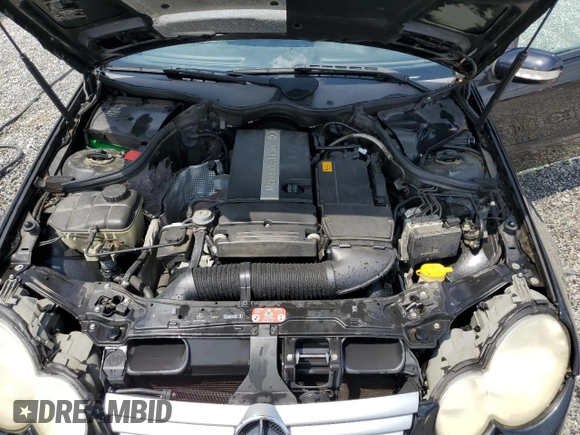 2004 Mercedes-Benz C 230 Kompressor z VIN WDBRN40J64A602392, wystawiony jako Copart lot #60058975 z przebiegiem Nie podano mil oraz Szkoda całkowita • Salvage title. Historia ofert i sprzedaży dostępna na DreamBid. Obrazek 11.