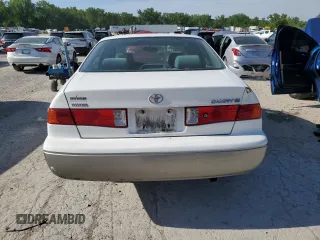 2000 Toyota Camry CE z VIN JT2BG28K8Y0467211, wystawiony jako Copart lot #55478835 z przebiegiem Nie podano mil oraz Szkoda całkowita • Salvage title. Historia ofert i sprzedaży dostępna na DreamBid. Obrazek 6.