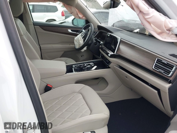 2025 Volkswagen Atlas SE with VIN 1V2FR2CA0SC525107, listed as a IAAI auction lot 42149492 with 2,443 mi miles and . Bid and sale history available at DreamBid. Image 5.