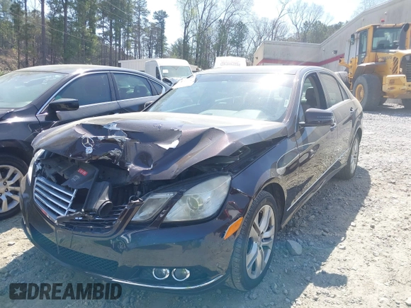 2010 Mercedes-Benz E-Class E 350 Luxury with VIN WDDHF8HBXAA251115, listed as a IAAI auction lot 41901802 with 134,323 mi miles. Bid and sale history available at carsss.com. Image 17.