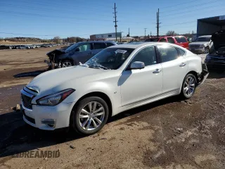 2018 Infiniti Q70 Luxe with VIN JN1BY1AR1JM220040, listed as a Copart auction lot 89330635 with 51,972 mi miles and Salvage title. Bid and sale history available at DreamBid. Image 1.