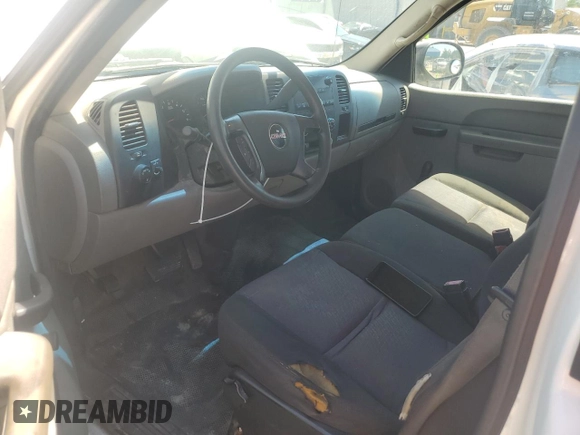 2011 GMC Sierra 1500 Work Truck z VIN 1GTN1TEXXBZ204698, wystawiony jako Copart lot #58005885 z przebiegiem 176 511 mil mil oraz Tytuł czysty. Historia ofert i sprzedaży dostępna na DreamBid. Obrazek 8.