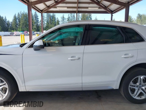 2018 Audi Q5 with VIN WA1BNBFY1J2131926, listed as a IAAI auction lot 42328714 with 79,752 mi miles and . Bid and sale history available at DreamBid. Image 15.