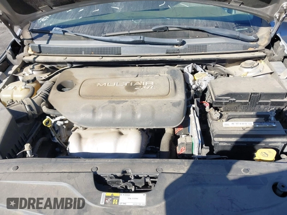 2015 Chrysler 200 Limited with VIN 1C3CCCAB7FN600424, listed as a IAAI auction lot 40665667 with 169,585 mi miles. Bid and sale history available at carsss.com. Image 10.