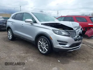 2015 Lincoln MKC with VIN 5LMCJ1A94FUJ37188, listed as a IAAI auction lot 42034123 with 139,261 mi miles. Bid and sale history available at carsss.com. Image 1.