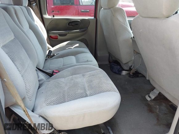 2003 Ford F-150 XLT with VIN 1FTRW07L13KD81923, listed as a IAAI auction lot 42112168 with 147,039 mi miles. Bid and sale history available at carsss.com. Image 8.