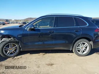 2015 Porsche Cayenne Diesel with VIN WP1AF2A25FLA39655, listed as a IAAI auction lot 41700654 with 127,713 mi miles and . Bid and sale history available at DreamBid. Image 14.