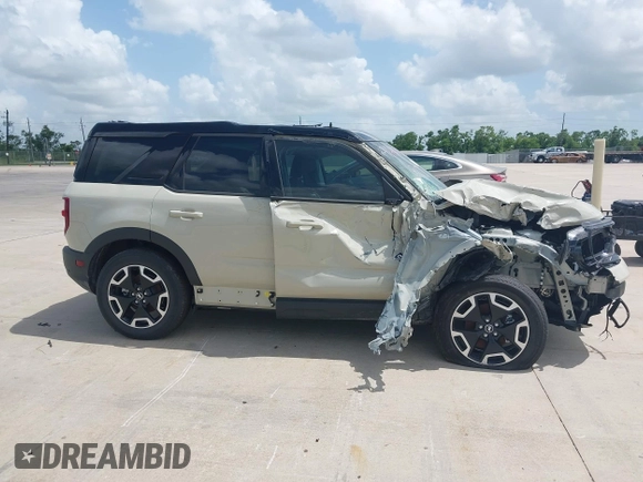 2024 Ford Bronco Sport Outer Banks with VIN 3FMCR9C61RRF50842, listed as a IAAI auction lot 42496366 with 2,662 mi miles and . Bid and sale history available at DreamBid. Image 13.