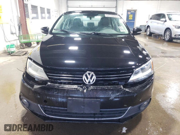 2011 Volkswagen Jetta TDI with VIN 3VWLL7AJXBM093417, listed as a Copart auction lot 57710435 with 104,484 mi miles and Clean title. Bid and sale history available at DreamBid. Image 5.