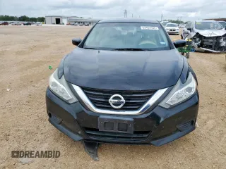 2017 Nissan Altima SR z VIN 1N4AL3AP5HN341729, wystawiony jako Copart lot #63483405 z przebiegiem 89 635 mil mil oraz Szkoda całkowita • Salvage title. Historia ofert i sprzedaży dostępna na DreamBid. Obrazek 5.