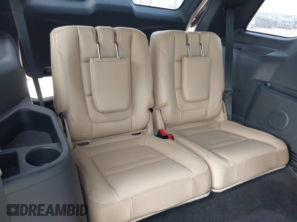2017 Ford Explorer XLT z VIN 1FM5K7D89HGD85422, wystawiony jako IAAI lot #41787616 z przebiegiem 32 068 mil mil oraz . Historia ofert i sprzedaży dostępna na DreamBid. Obrazek 18.