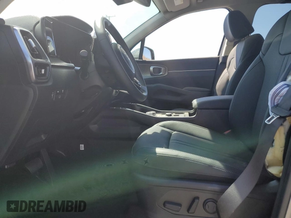 2024 Kia Sorento EX with VIN KNDRHDLG7R5248567, listed as a Copart auction lot 68286974 with 3,020 mi miles and Salvage title. Bid and sale history available at DreamBid. Image 7.