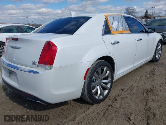 2016 Chrysler 300 with VIN 2C3CCAET1GH165675, listed as a IAAI auction lot 41689151 with 195,094 mi miles. Bid and sale history available at carsss.com. Image 4.
