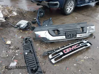 2021 GMC Sierra 1500 SLT z VIN 3GTU9DEL0MG262362, wystawiony jako IAAI lot #41433392 z przebiegiem 69 713 mil mil oraz . Historia ofert i sprzedaży dostępna na DreamBid. Obrazek 12.