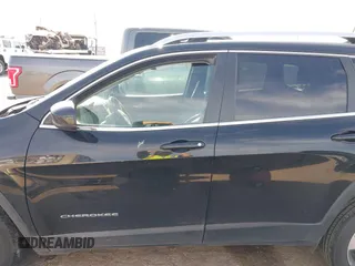 2020 Jeep Cherokee Limited with VIN 1C4PJLDB9LD610338, listed as a IAAI auction lot 42384794 with 120,305 mi miles and . Bid and sale history available at DreamBid. Image 14.