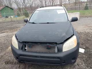 2007 Toyota RAV4 with VIN JTMZD33V175049094, listed as a IAAI auction lot 42039427 with 150,477 mi miles. Bid and sale history available at carsss.com. Image 6.