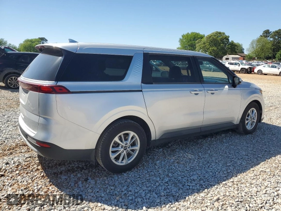 2022 Kia Carnival LX with VIN KNDNB5H37N6120815, listed as a Copart auction lot 52562145 with 87,830 mi miles and Salvage Title. Bid and sale history available at carsss.com. Image 3.