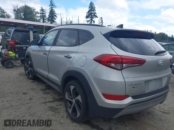 2017 Hyundai Tucson Sport z VIN KM8J33A29HU351910, wystawiony jako IAAI lot #42281390 z przebiegiem 110 522 mil mil oraz . Historia ofert i sprzedaży dostępna na DreamBid. Obrazek 3.