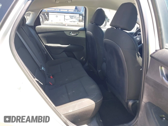 2021 Kia Forte LXS z VIN 3KPF24AD0ME349234, wystawiony jako IAAI lot #42238895 z przebiegiem 66 043 mil mil oraz . Historia ofert i sprzedaży dostępna na DreamBid. Obrazek 8.