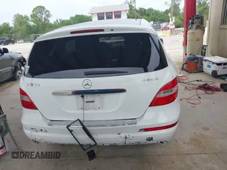 2011 Mercedes-Benz R 350 с VIN 4JGCB6FEXBA113685, выставлен на аукционе IAAI как лот 42437813 с пробегом 90 653 миль миль и . История ставок и продаж доступна на DreamBid. Изображение 6.