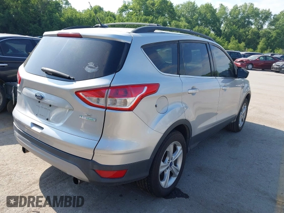 2013 Ford Escape SE z VIN 1FMCU0GX3DUC23910, wystawiony jako IAAI lot #42245926 z przebiegiem 159 076 mil mil oraz . Historia ofert i sprzedaży dostępna na DreamBid. Obrazek 4.