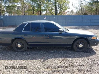2006 Ford Police Interceptor z VIN 2FAHP71W86X156281, wystawiony jako IAAI lot #41751681 z przebiegiem 125 664 mil mil oraz . Historia ofert i sprzedaży dostępna na DreamBid. Obrazek 13.
