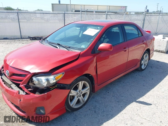 2013 Toyota Corolla L with VIN 2T1BU4EE6DC983318, listed as a IAAI auction lot 42013381 with 189,649 mi miles. Bid and sale history available at carsss.com. Image 2.