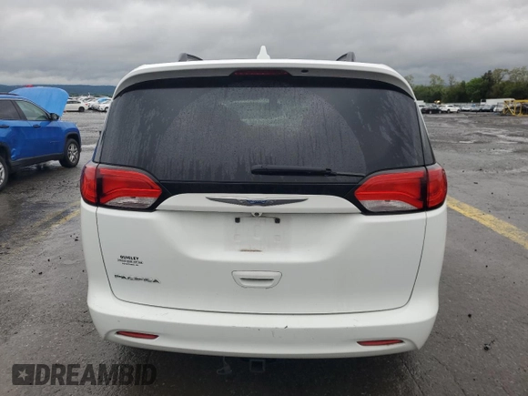 2017 Chrysler Pacifica Touring with VIN 2C4RC1DG8HR695034, listed as a Copart auction lot 55077695 with 113,430 mi miles and Salvage Title. Bid and sale history available at DreamBid. Image 6.