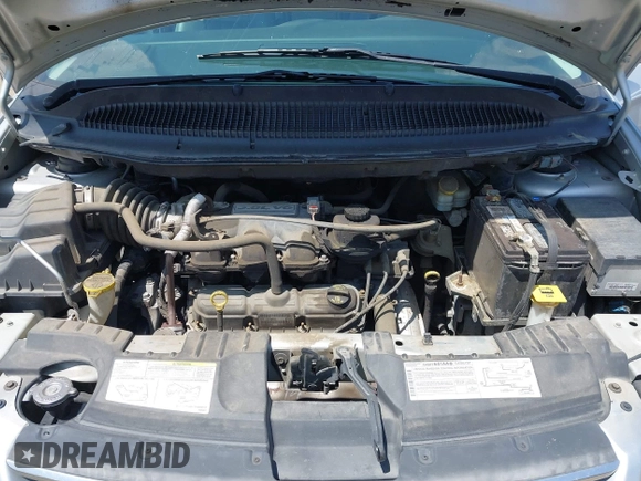 2007 Chrysler Town & Country Touring with VIN 2A8GP54L27R358317, listed as a IAAI auction lot 42492735 with 138,165 mi miles and . Bid and sale history available at DreamBid. Image 10.