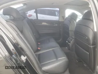 2011 BMW 7 Series 740i with VIN WBAKA4C5XBC612807, listed as a Copart auction lot 81424114 with 0 mi miles and Clean Title. Bid and sale history available at carsss.com. Image 10.