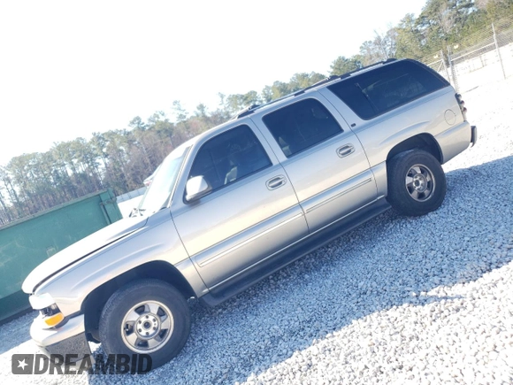 2001 Chevrolet Suburban LS with VIN 3GNEC16T21G265902, listed as a Copart auction lot 44120685 with 299,460 mi miles and Salvage Title. Bid and sale history available at carsss.com. Image 1.