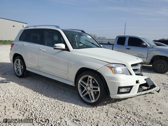 2010 Mercedes-Benz GLK-Class GLK 350 with VIN WDCGG5GB7AF465091, listed as a Copart auction lot 48229925 with 145,520 mi miles and Salvage Title. Bid and sale history available at carsss.com. Image 4.