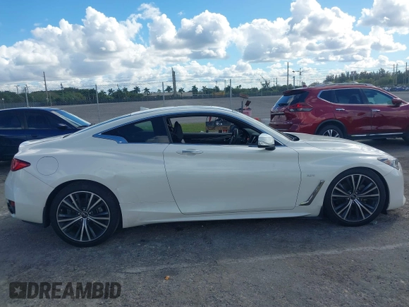 2020 Infiniti Q60 Luxe with VIN JN1EV7EK2LM340406, listed as a IAAI auction lot 41641294 with 35,239 mi miles and . Bid and sale history available at carsss.com. Image 13.