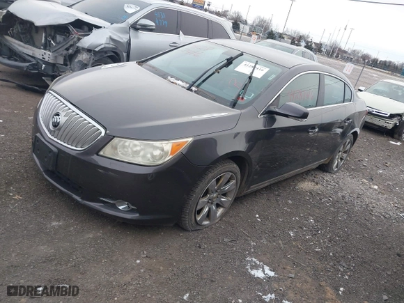 2013 Buick LaCrosse Leather with VIN 1G4GC5E34DF317591, listed as a IAAI auction lot 41315914 with 180,047 mi miles. Bid and sale history available at carsss.com. Image 17.