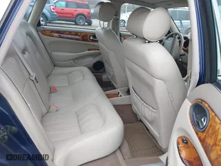 1998 Jaguar XJ with VIN SAJHX124XWC844575, listed as a IAAI auction lot 41951600 with 97,458 mi miles. Bid and sale history available at carsss.com. Image 8.