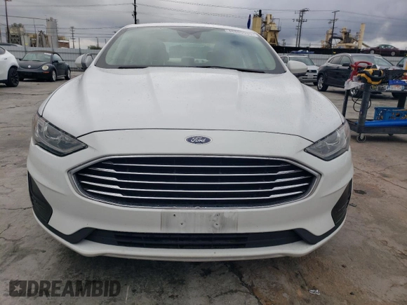 2020 Ford Fusion SE z VIN 3FA6P0LU2LR249589, wystawiony jako Copart lot #48800935 z przebiegiem 50 822 mil mil oraz Szkoda całkowita • Salvage title. Historia ofert i sprzedaży dostępna na DreamBid. Obrazek 5.