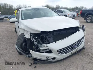 2014 Volvo S60 T5 z VIN YV1612FH8E1292976, wystawiony jako IAAI lot #42129708 z przebiegiem 162 083 mil mil oraz . Historia ofert i sprzedaży dostępna na DreamBid. Obrazek 6.