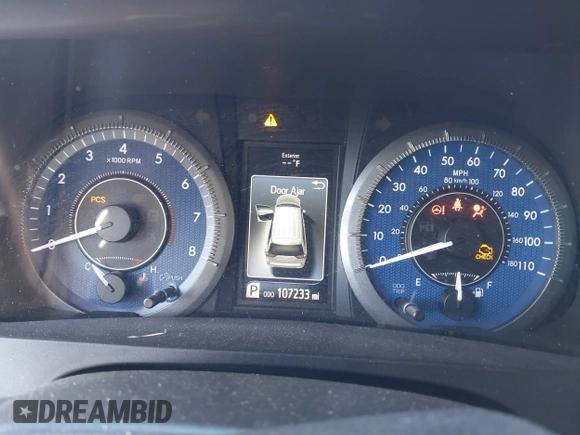 2016 Toyota Sienna XLE with VIN 5TDYK3DC8GS758226, listed as a IAAI auction lot 41894191 with 107,233 mi miles and . Bid and sale history available at DreamBid. Image 7.