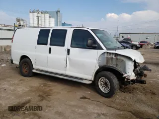 2015 GMC Savana Cargo z VIN 1GTW7FCF2F1904640, wystawiony jako Copart lot #71455204 z przebiegiem 131 854 mil mil oraz Szkoda całkowita • Salvage title. Historia ofert i sprzedaży dostępna na DreamBid. Obrazek 4.